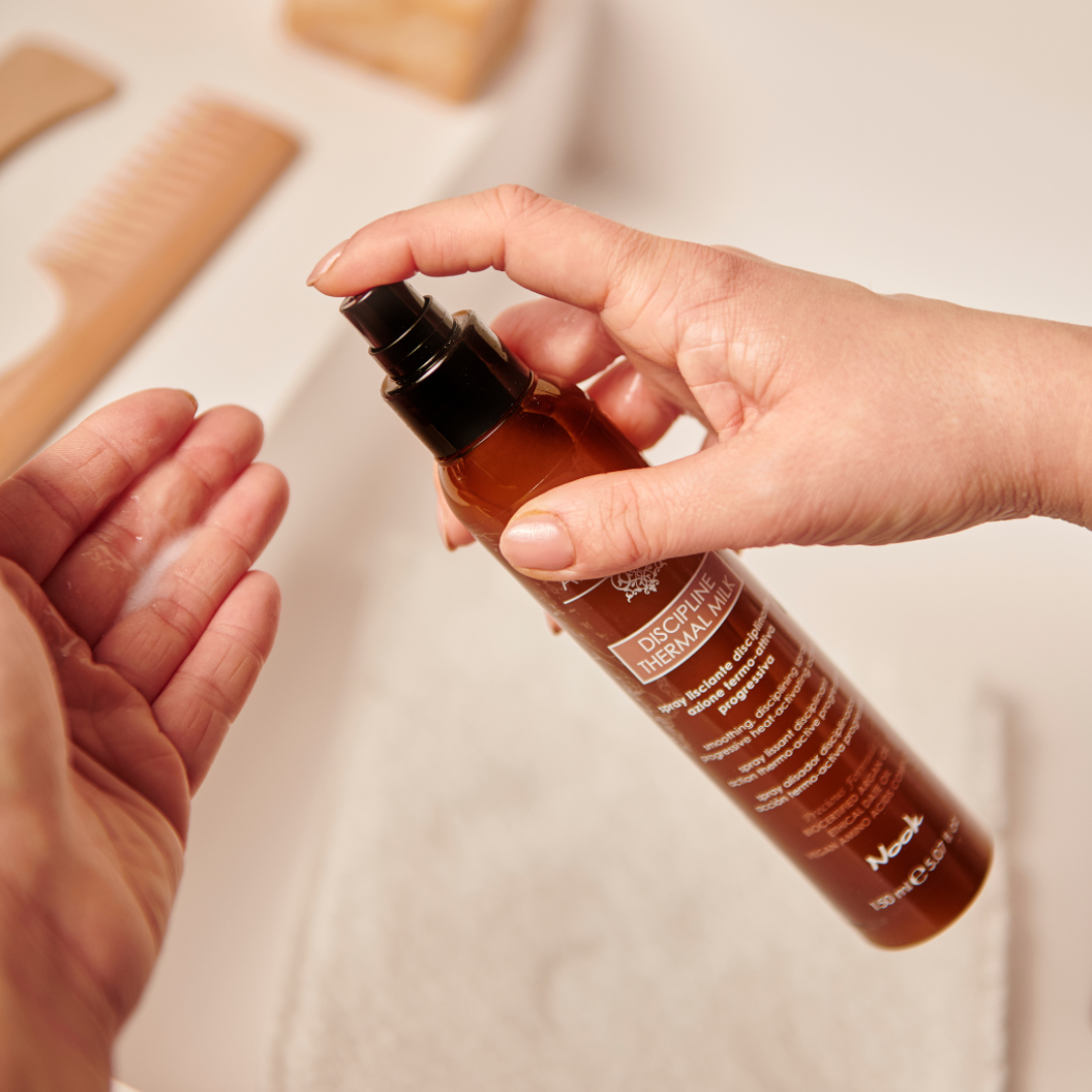 Nook Magic Arganoil DISCIPLINE plaukus suvaldantis purškalas su karščio apsauga